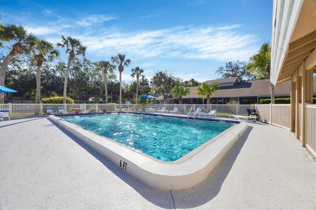 4715 VILLAGE GARDENS DRIVE 68, Sarasota, FL 34234