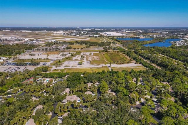 4715 VILLAGE GARDENS DRIVE 68, Sarasota, FL 34234