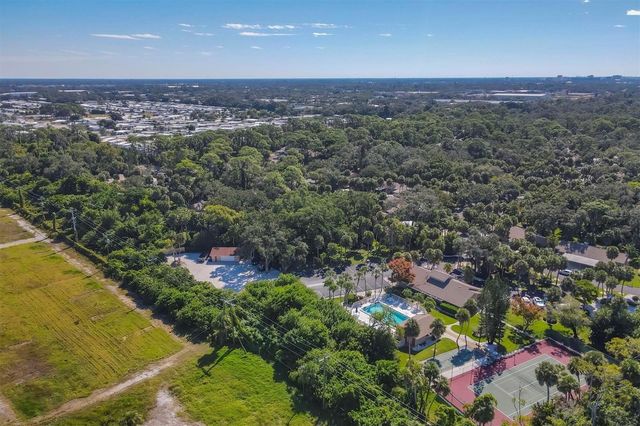 4715 VILLAGE GARDENS DRIVE 68, Sarasota, FL 34234