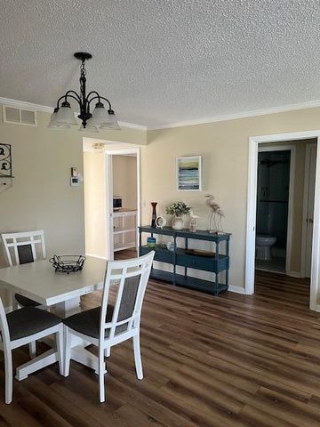 5500 Tamberlane Circle 305, Palm Beach Gardens, FL 33418