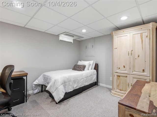 1066 Grandview Drive, Rochester Hills, MI 48306