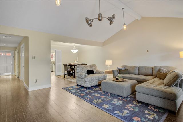 734 Augusta Drive 734, Houston, TX 77057