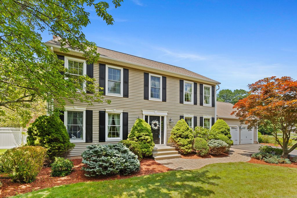 75 Spinners Run, South Windsor, CT 06074