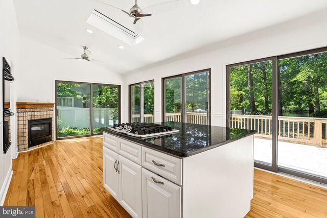 34 OAKWOOD DR, Medford, NJ 08055