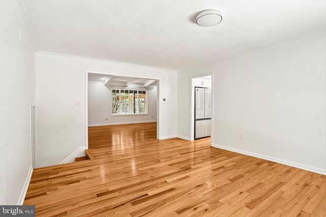 34 OAKWOOD DR, Medford, NJ 08055