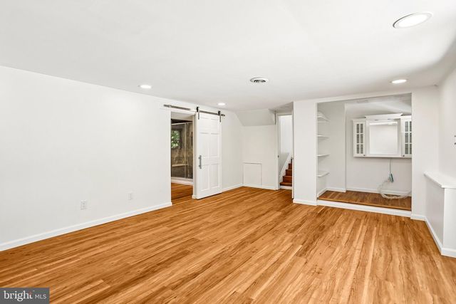 34 OAKWOOD DR, Medford, NJ 08055