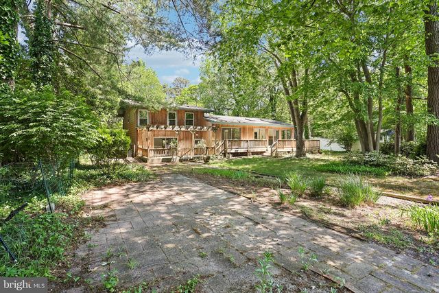34 OAKWOOD DR, Medford, NJ 08055