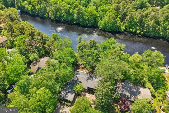 34 OAKWOOD DR, Medford, NJ 08055