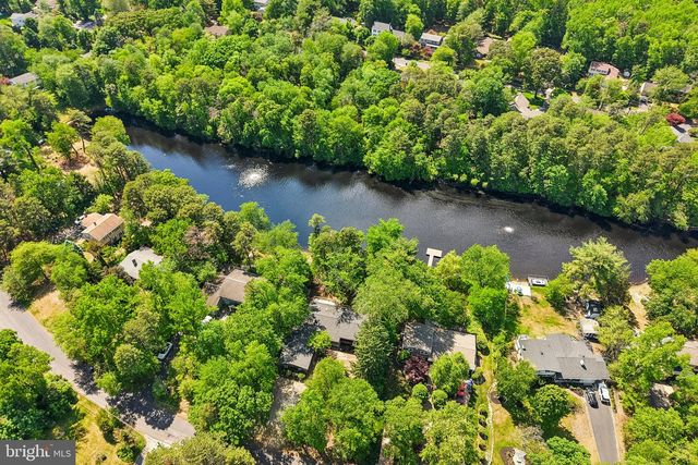 34 OAKWOOD DR, Medford, NJ 08055