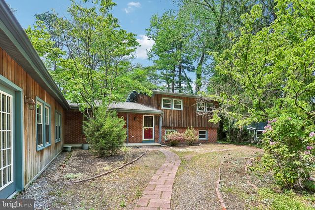 34 OAKWOOD DR, Medford, NJ 08055