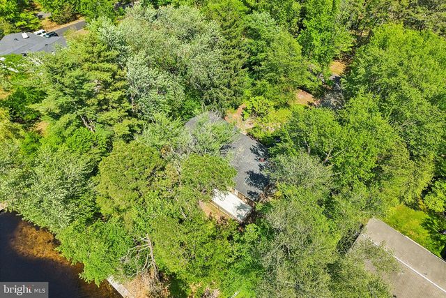34 OAKWOOD DR, Medford, NJ 08055