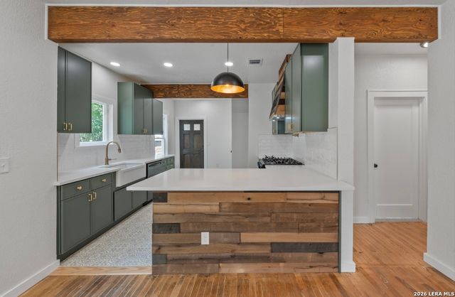 331 Furr, San Antonio, TX 78201