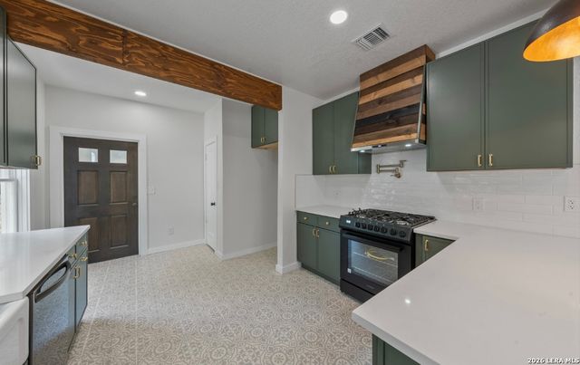 331 Furr, San Antonio, TX 78201