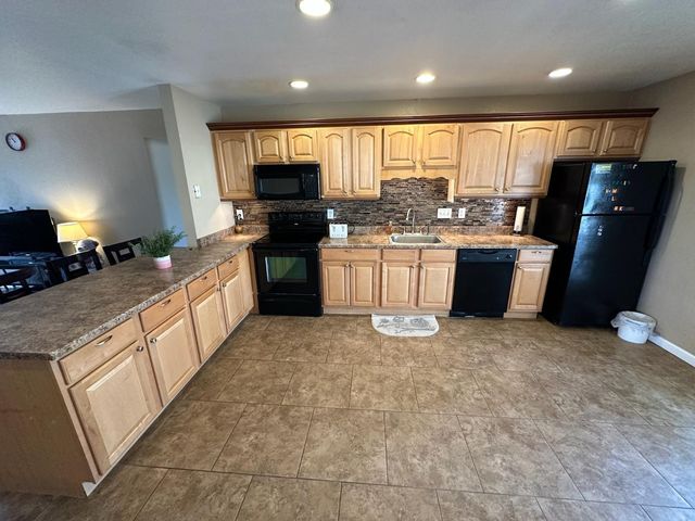 18202 N 33rd Avenue, Phoenix, AZ 85053