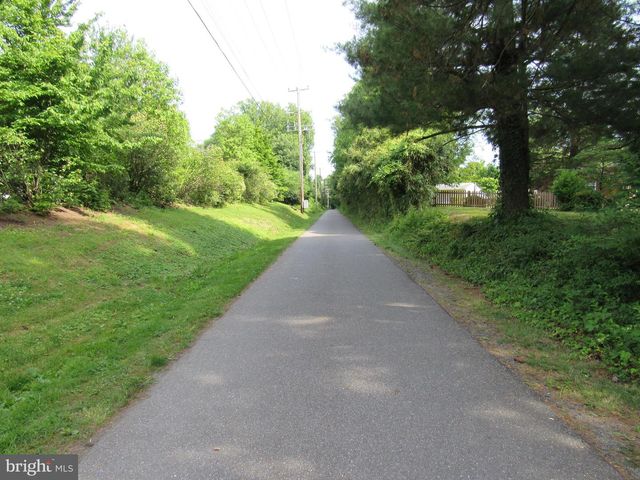 121 SEVERN WAY, Arnold, MD 21012
