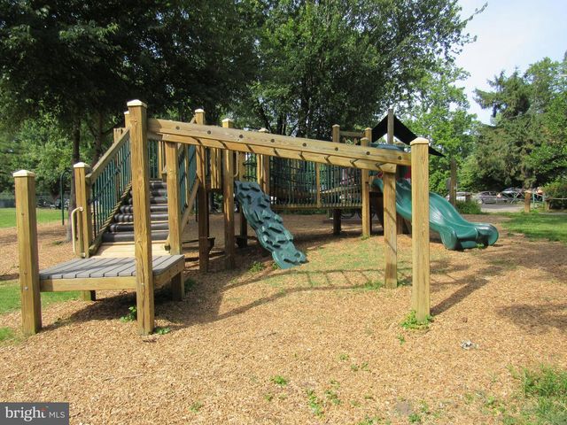 121 SEVERN WAY, Arnold, MD 21012