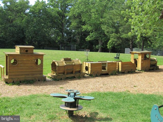 121 SEVERN WAY, Arnold, MD 21012