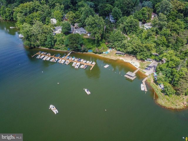121 SEVERN WAY, Arnold, MD 21012