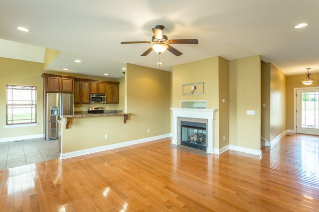 878 Windrush Loop, Chattanooga, TN 37421