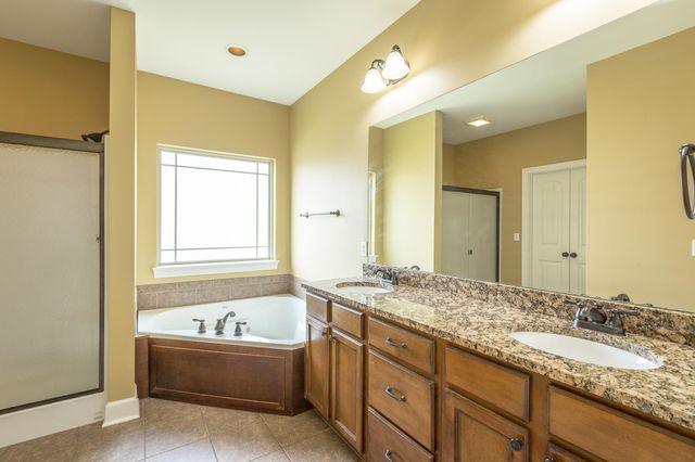 878 Windrush Loop, Chattanooga, TN 37421