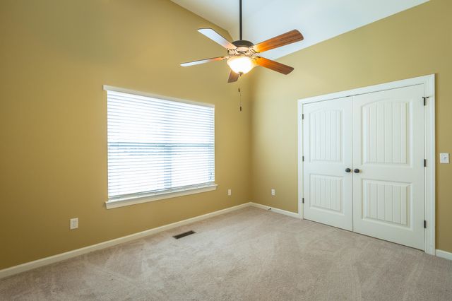 878 Windrush Loop, Chattanooga, TN 37421
