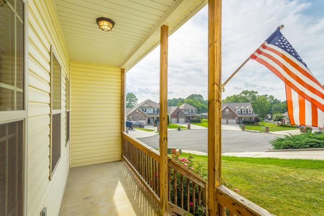 878 Windrush Loop, Chattanooga, TN 37421