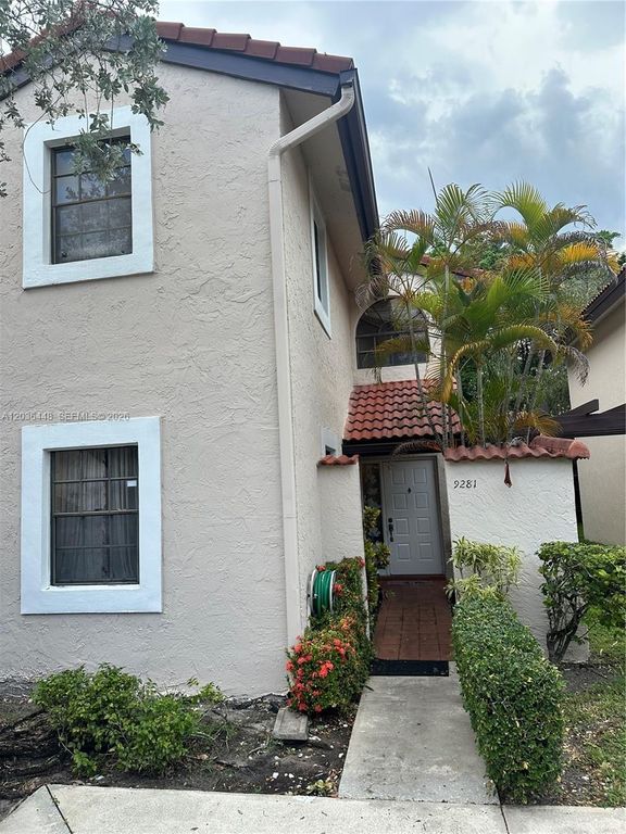 9281 W Sunrise Boulevard, Plantation, FL 33322