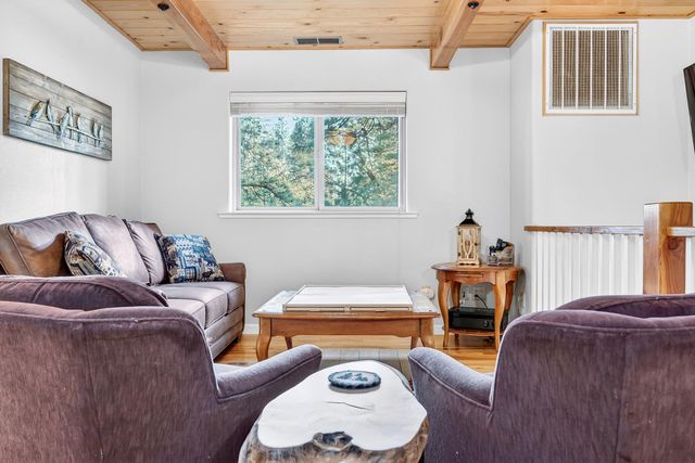 1660 Columbia Way, Arnold, CA 95223