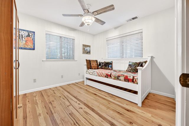 1660 Columbia Way, Arnold, CA 95223