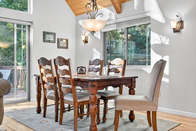 1660 Columbia Way, Arnold, CA 95223