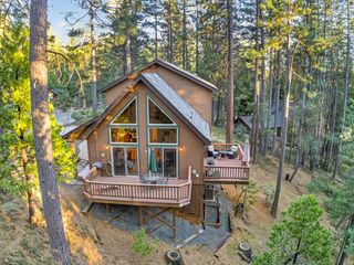 1660 Columbia Way, Arnold, CA 95223