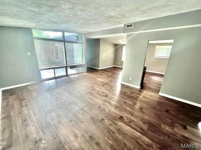 750 Robinwood Drive, Florissant, MO 63033