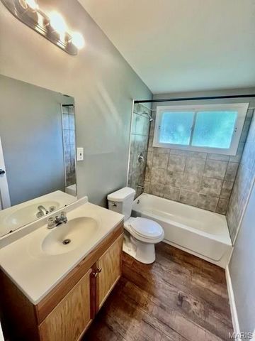 750 Robinwood Drive, Florissant, MO 63033