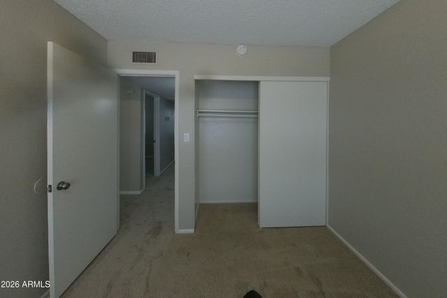 1628 E SAINT ANNE Avenue, Phoenix, AZ 85042