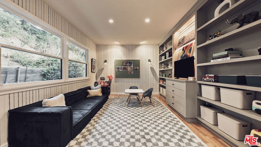 3440 Mandeville Canyon Road, Los Angeles, CA 90049 — photo 5