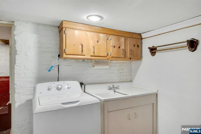 79 Washington Street, Harrison, NJ 07029