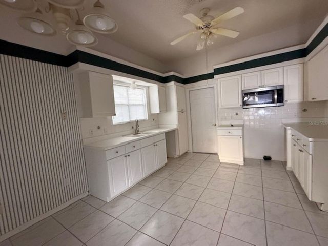 1109 MONTEREY LANE, Lady Lake, FL 32159
