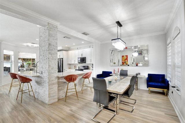 8879 Chestnut Ridge Way, Boynton Beach, FL 33473