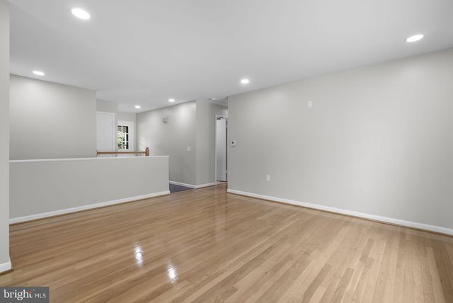 17408 REDLAND RD, Rockville, MD 20855