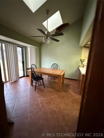 8723 S Evanston Avenue, Tulsa, OK 74137