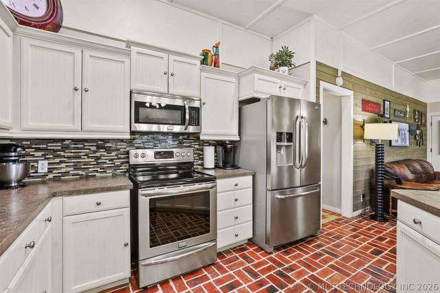 7252 Sunset Circle, Kingston, OK 73439