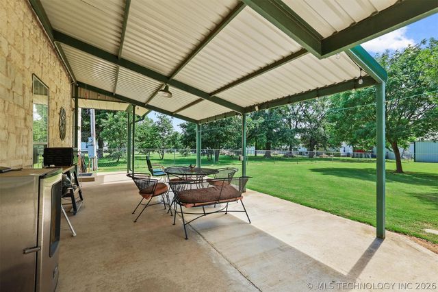 7252 Sunset Circle, Kingston, OK 73439