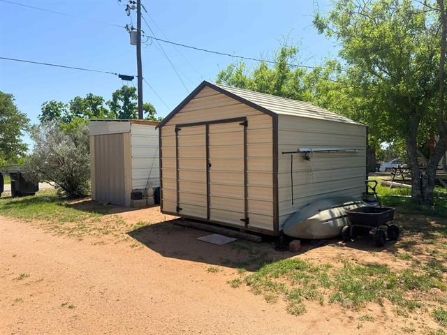 289 Ballard ST, Tow, TX 78672