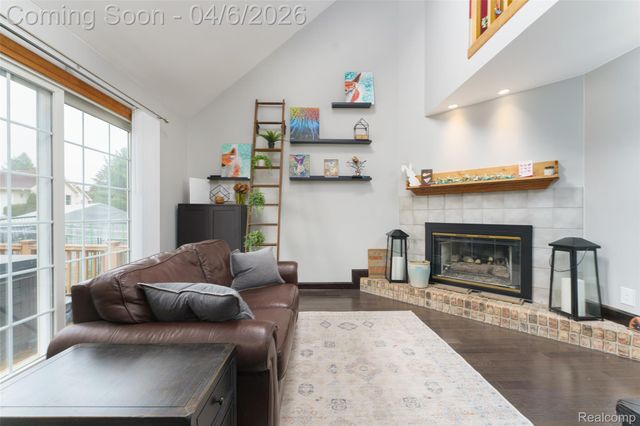 12921 Ann Lynn Drive, Green Oak Township, MI 48178