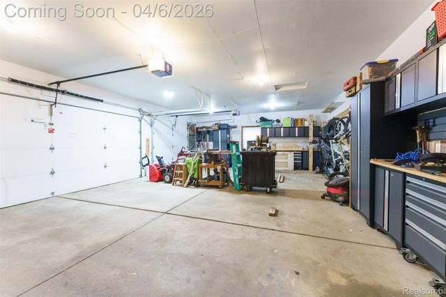 12921 Ann Lynn Drive, Green Oak Township, MI 48178