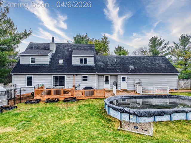 12921 Ann Lynn Drive, Green Oak Township, MI 48178