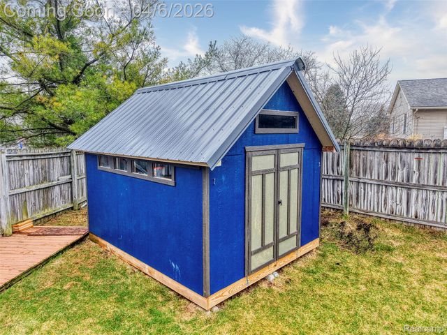 12921 Ann Lynn Drive, Green Oak Township, MI 48178