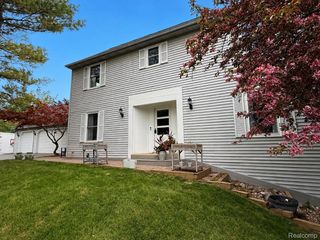 12921 Ann Lynn Drive, Green Oak Township, MI 48178