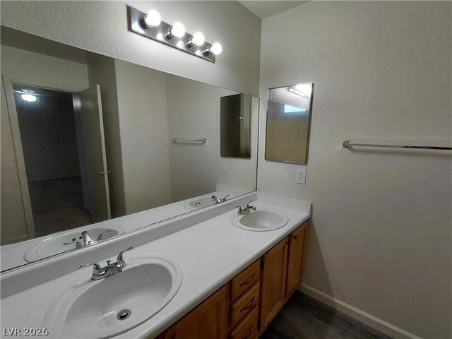 9617 Pine River Lane, Las Vegas, NV 89123