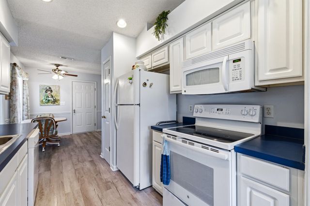 9676 Eaddy Ln., Murrells Inlet, SC 29576